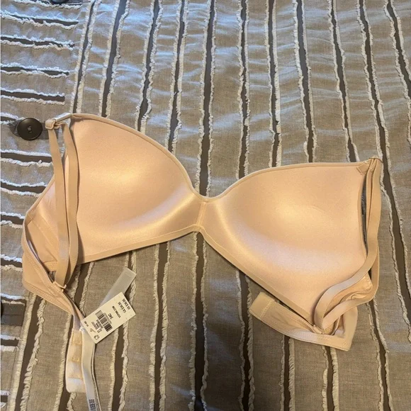 PINK Victoria's Secret Cream Bra Molded Cup Intimates - Picture 3 of 3